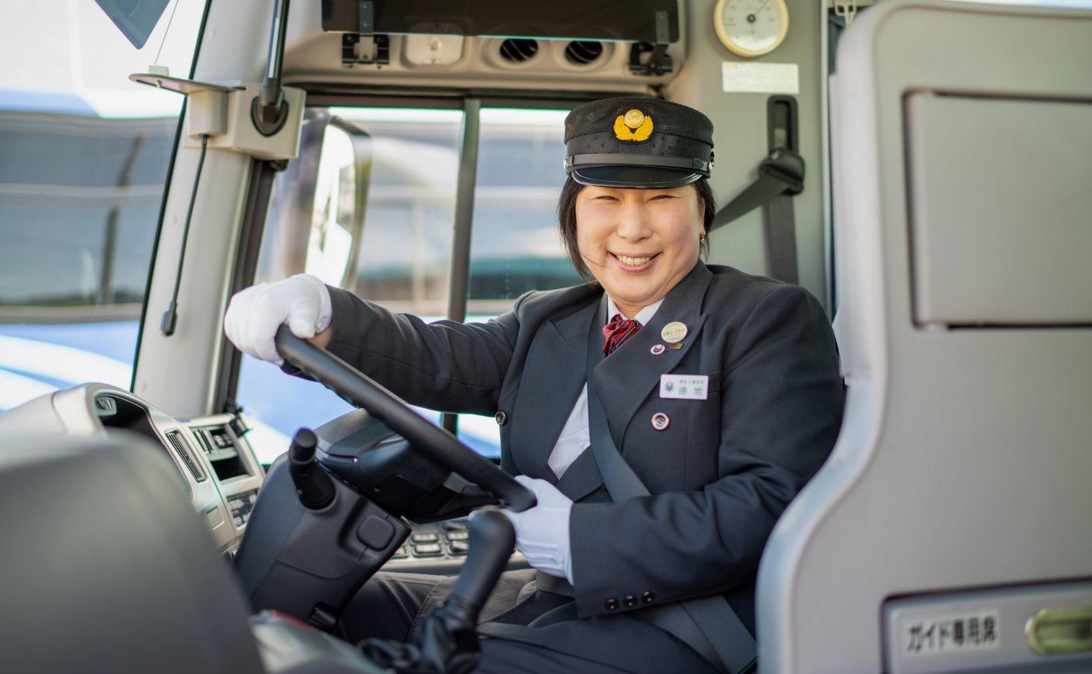 バス運転士採用サイト｜江若交通株式会社